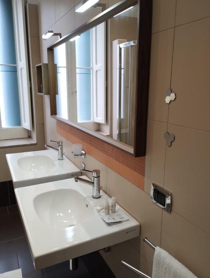 Internotre Luxury Apartment Bari Exterior foto